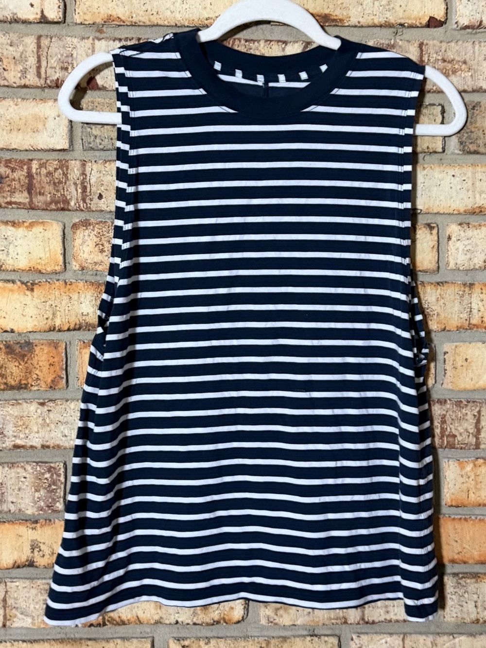 Lululemon blue stripe tank 8